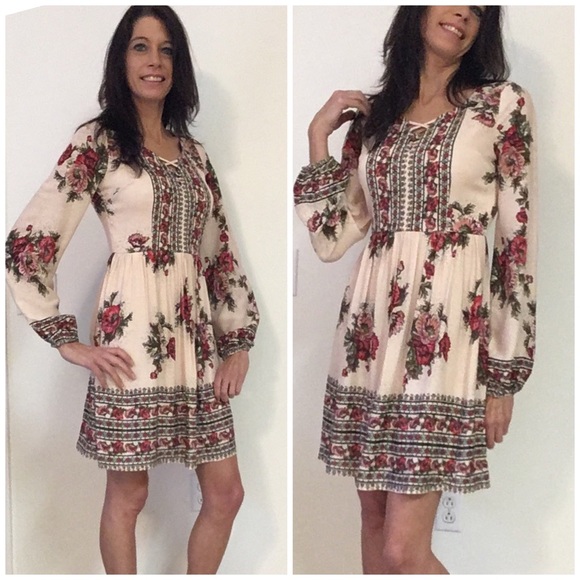 Small or Large Blush Floral Dress - Picture 2 of 6